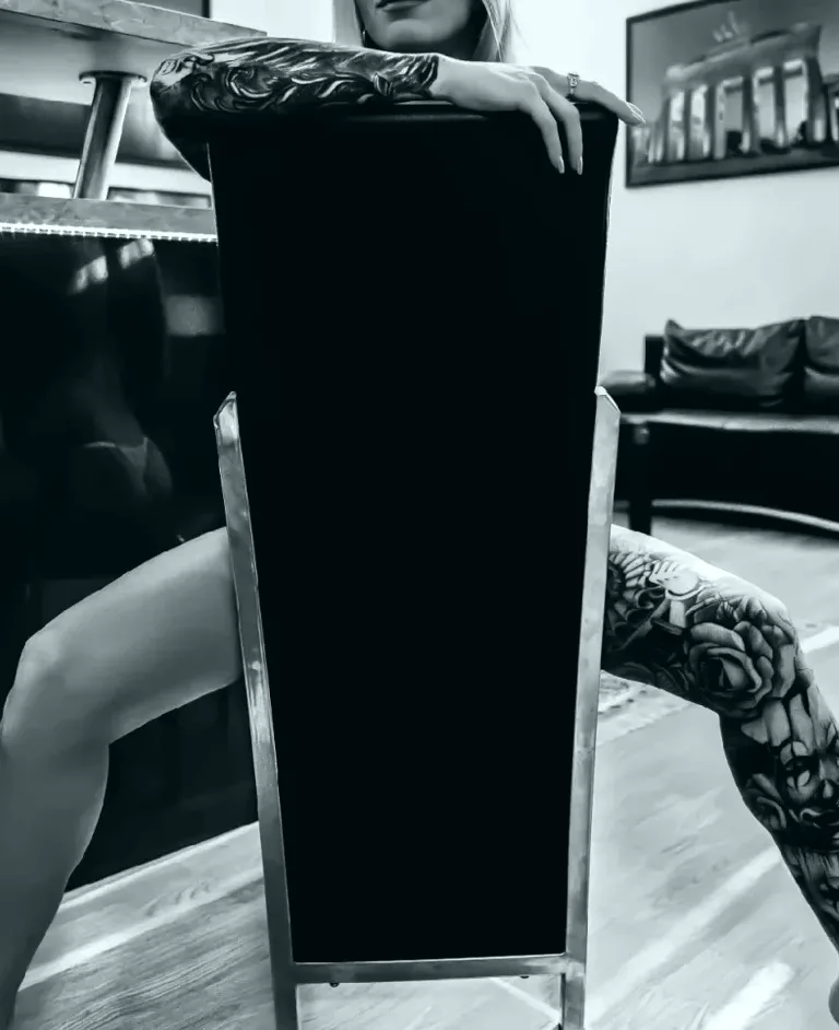 Katri, 25
