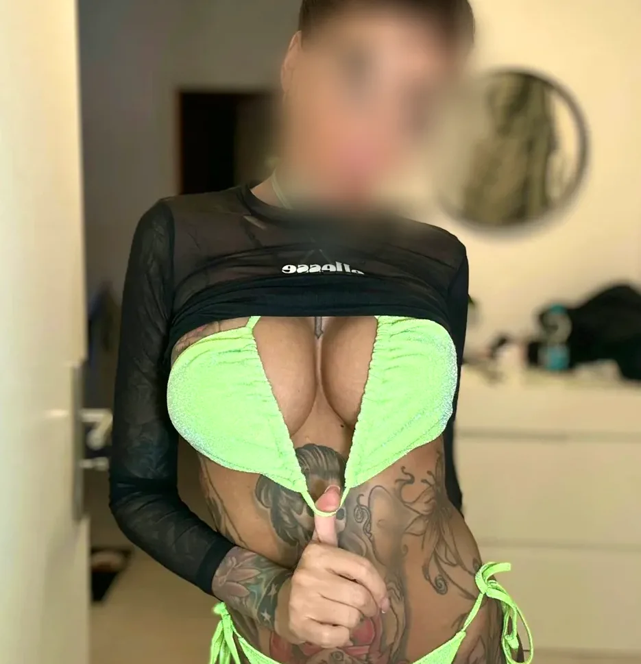 Katri, 37