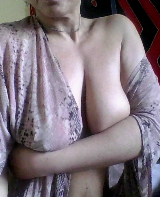 Kirsi, 25