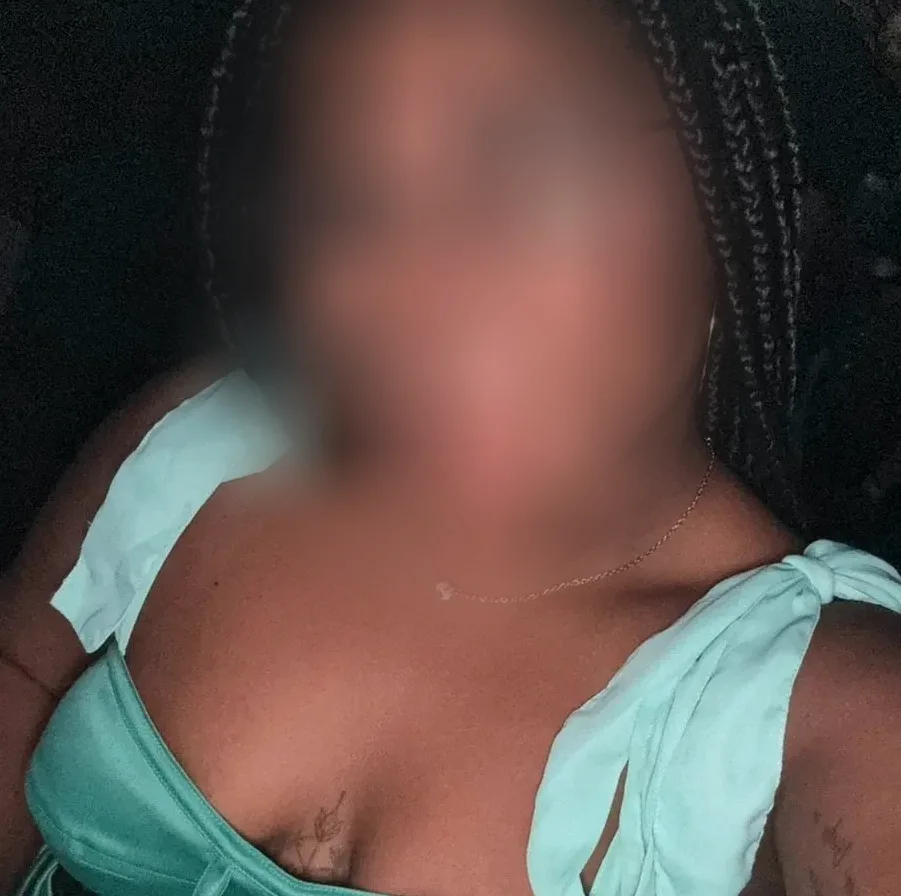 Nasra, 29